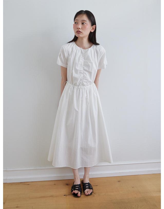 스텝어라운드 Half sleeve string one-piece_WHITE 화이트 착용컷