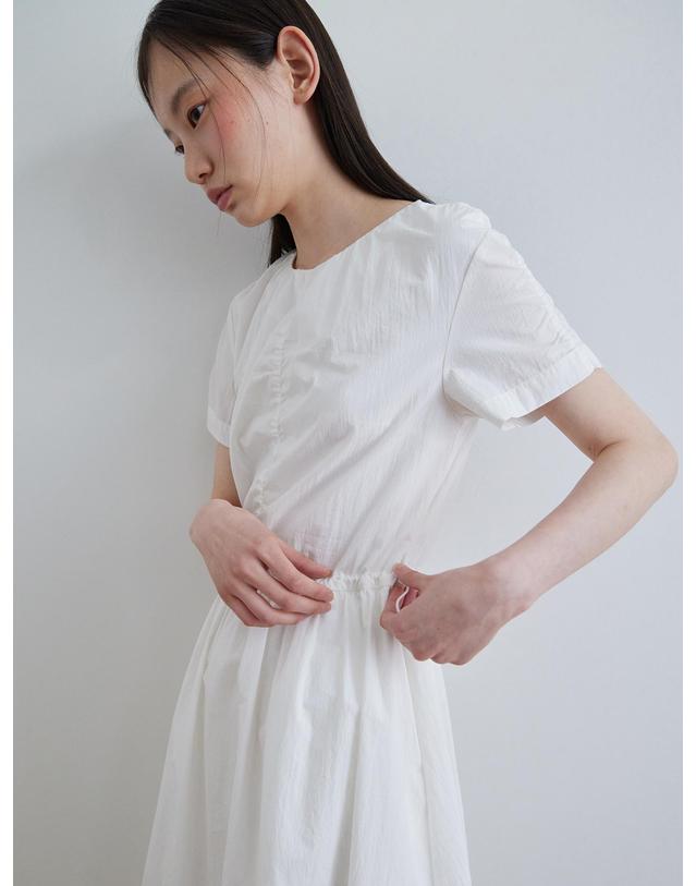 스텝어라운드 Half sleeve string one-piece_WHITE 화이트 착용컷