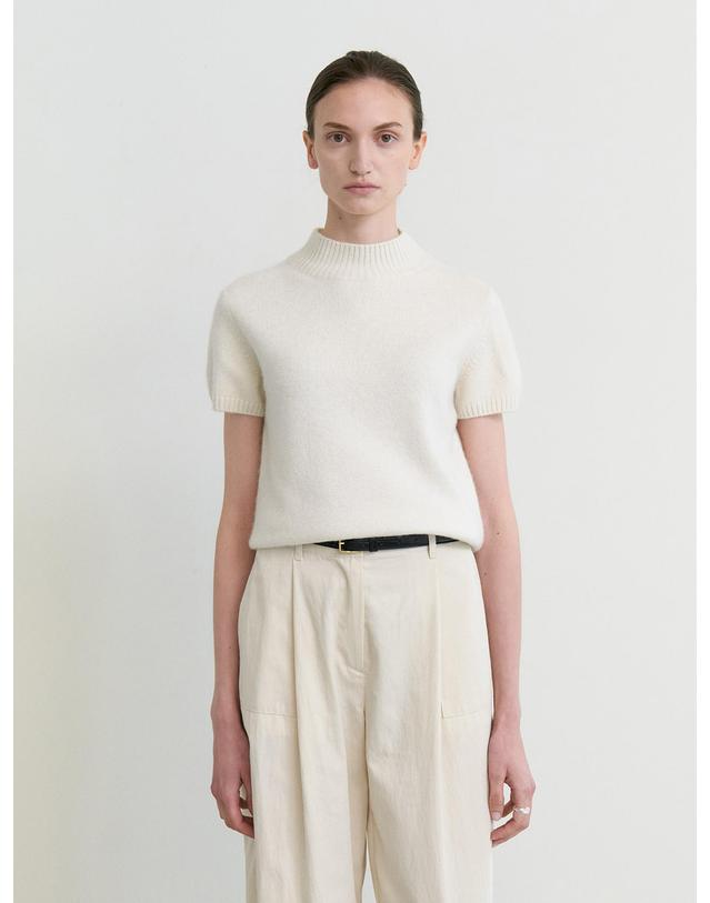 스텝어라운드 Mar crop half knit_IVORY 아이보리 착용컷