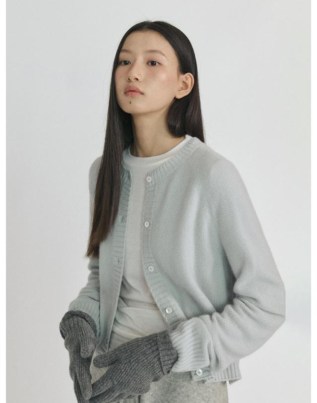 스텝어라운드 Soft Texture Raglan Knit Cardigan_MINT 밝은연두 착용컷