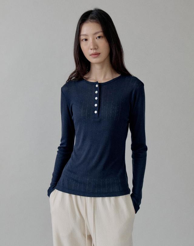 스텝어라운드 Henley Long Sleeve Tee_3 COLORS 착용컷