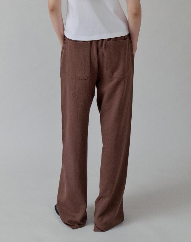 스텝어라운드 Cottage Relax Fit Wide Banding Pants_BROWN 착용컷