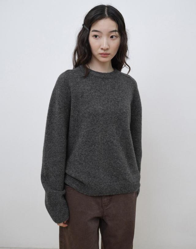 스텝어라운드 Double Back Yak Blend Knit_CHARCOAL 착용컷