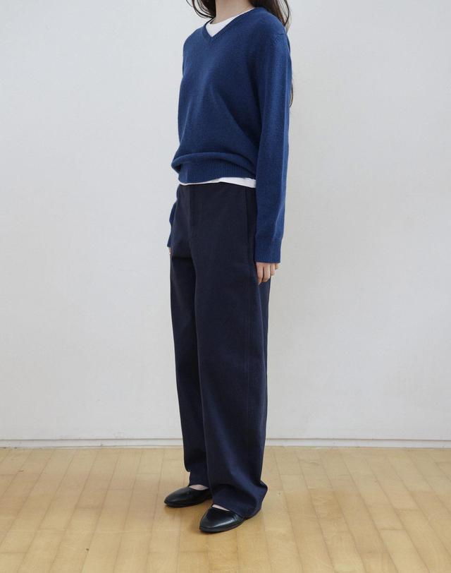 스텝어라운드 Cotton Stretch Curved Pants_NAVY 착용컷