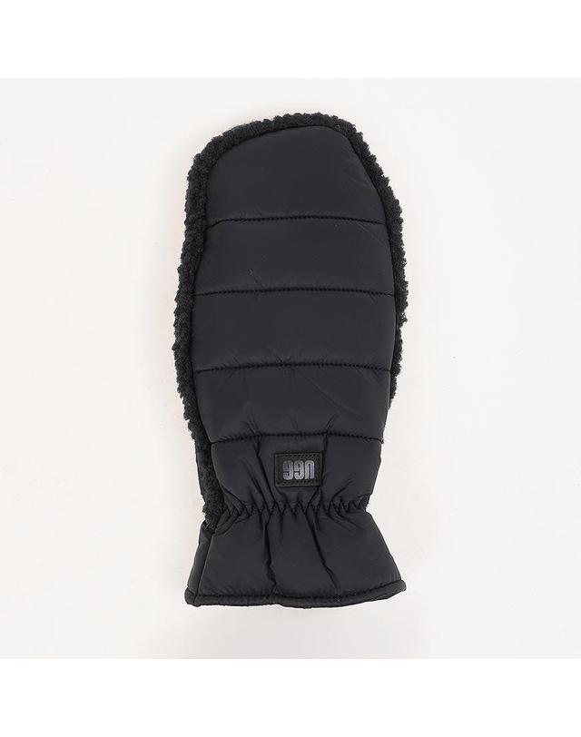 어그 [어그] FW25 여성 플러프 미튼 101019 BLACK 착용컷