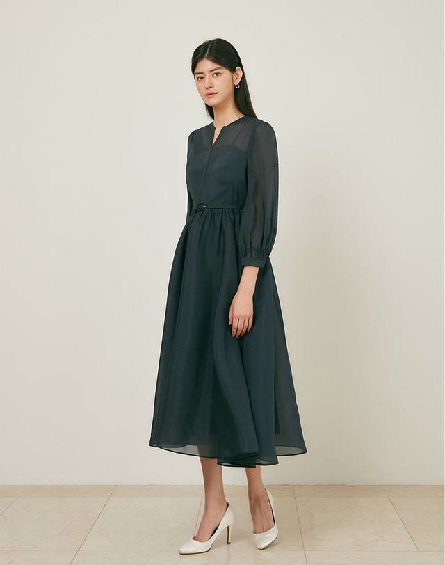 엠므 KELLY dress_Navy 착용컷