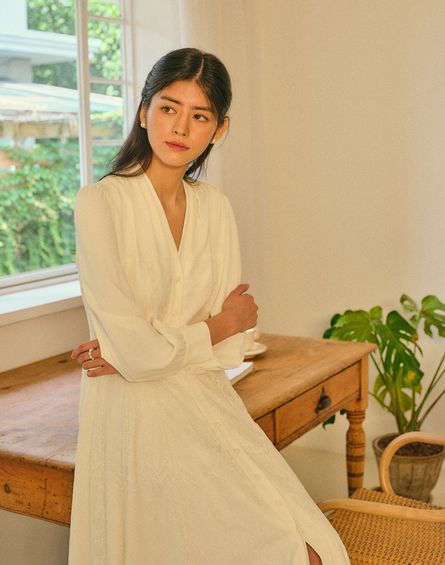 엠므 ALESSANDRA dress_White 착용컷