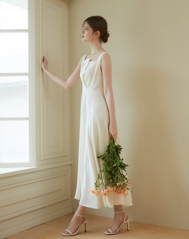 엠므 LAMIS sleevelss Dress_Ivory 착용컷
