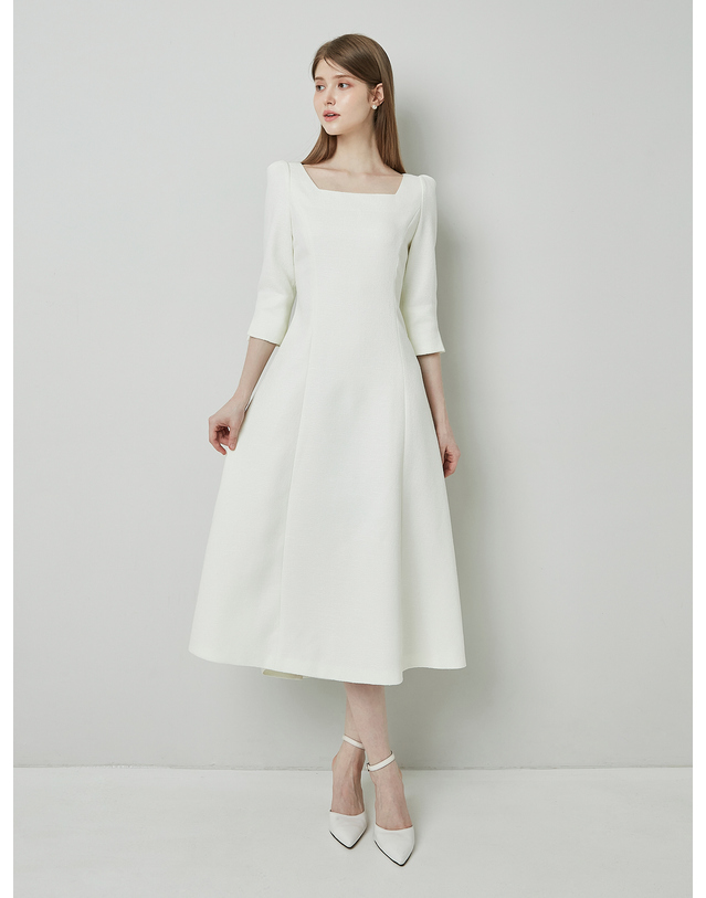 엠므 RISA Square neck tweed Dress_ivory 아이보리 착용컷
