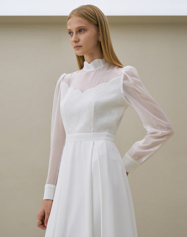 CROA Semi-high neck flared dress_white