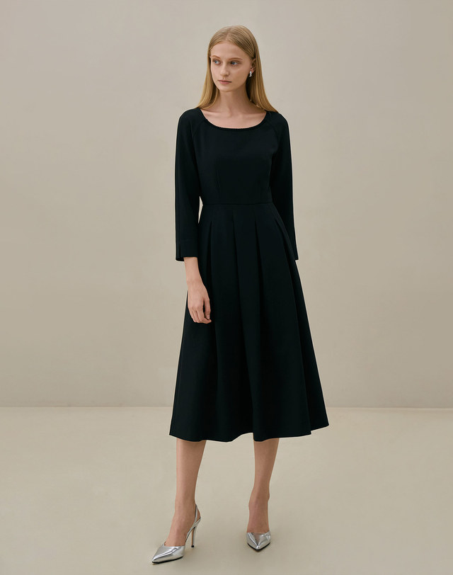 엠므 DELIA U-neck flared dress 착용컷