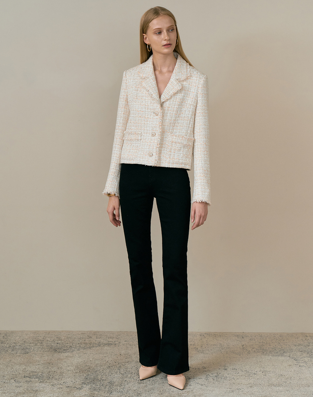 엠므 CARMEN Wool tweed jacket_ivory 착용컷