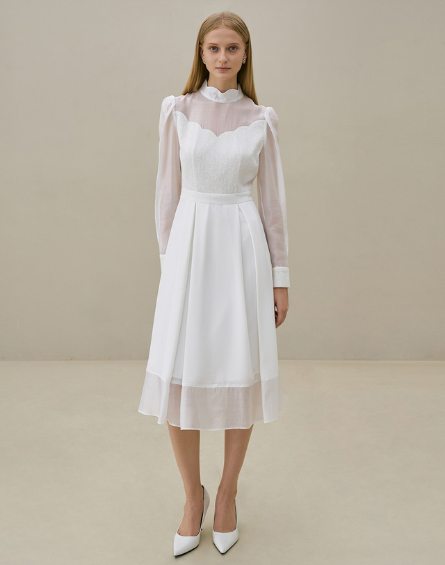 엠므 CROA Semi-high neck flared dress_white 착용컷