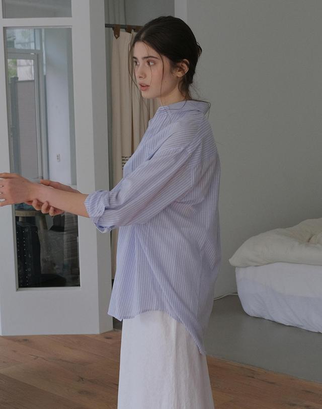 벰버 HENRY POCKET STRIPE SHIRTS_BLUE 블루 착용컷