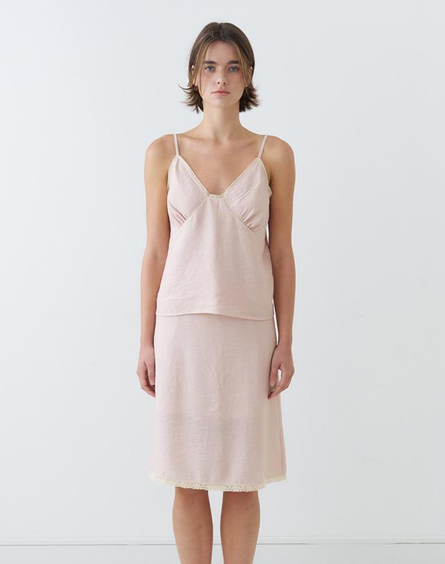 벰버 LACE TRIM CAMISOLE BLOUSE_PINK 핑크 착용컷