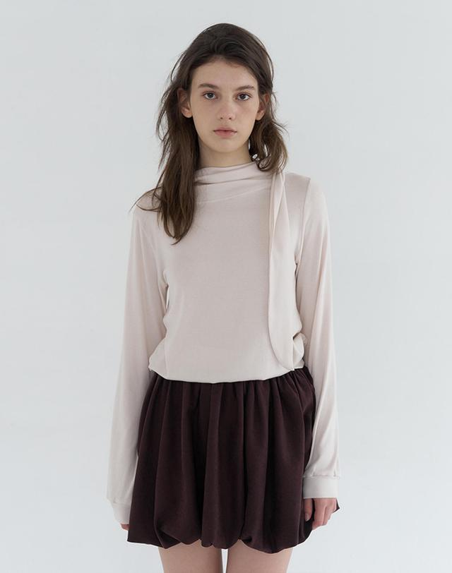 벰버 DRAPE RIBBON NECK T-SHIRT_2COLOR 착용컷
