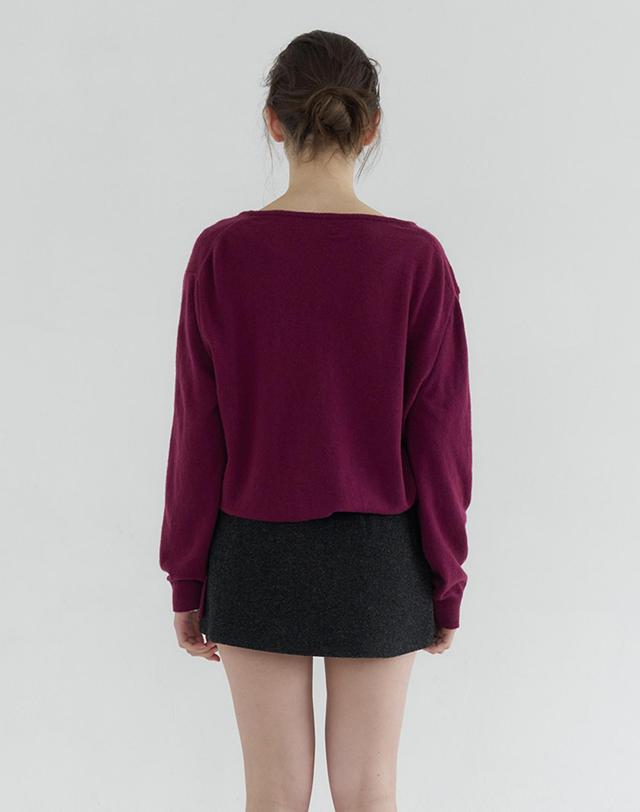 벰버 DEEP V-NECK STRING WOOL BLENDED KNIT_GRAPE 퍼플 착용컷