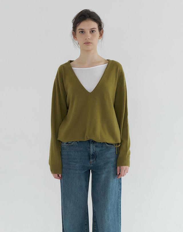 벰버 DEEP V-NECK STRING WOOL BLENDED KNIT_OLIVE GREEN 그린 착용컷
