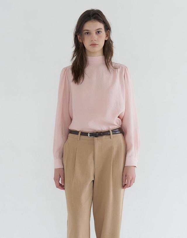 벰버 TWO-WAY LONG SLEEVE TIE BLOUSE_PINK 핑크 착용컷
