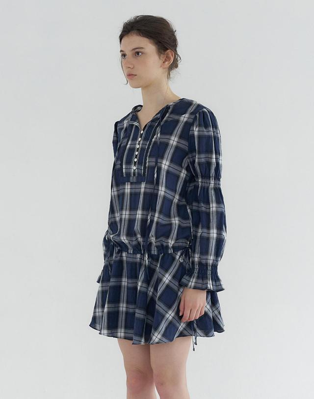 벰버 LACE PINTUCK CHECK ONEPIECE_BLUE 블루 착용컷