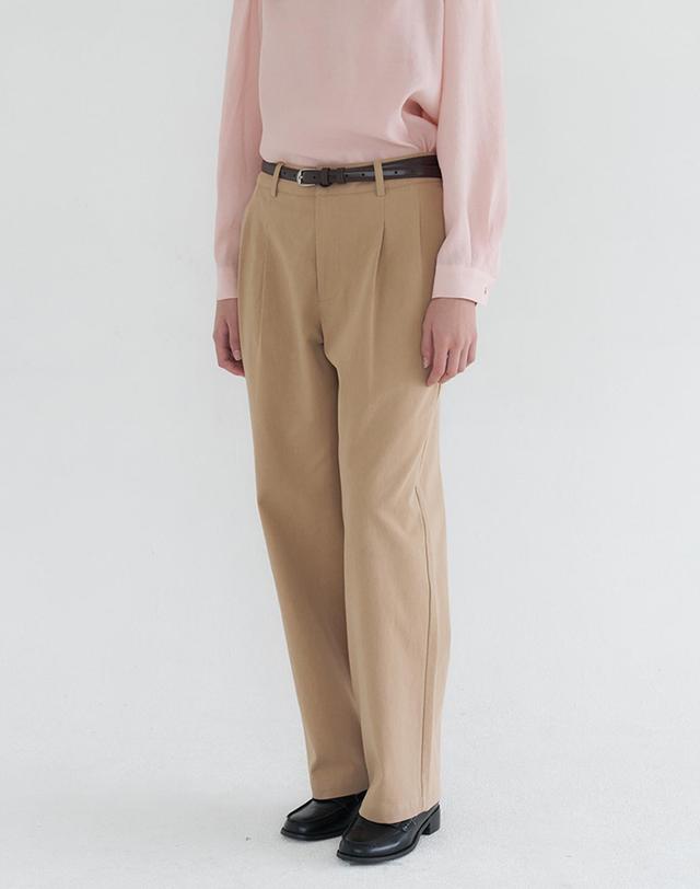 벰버 TUCK DETAIL WIDE COTTON PANTS_BEIGE 베이지 착용컷