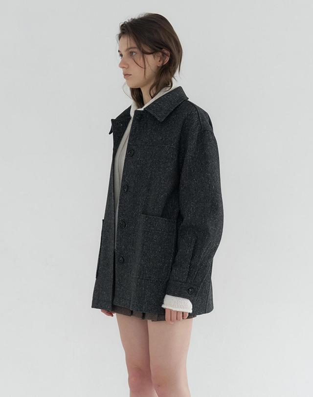 벰버 HERRINGBONE POCKET POINT HALF COAT_CHARCOAL 그레이 착용컷