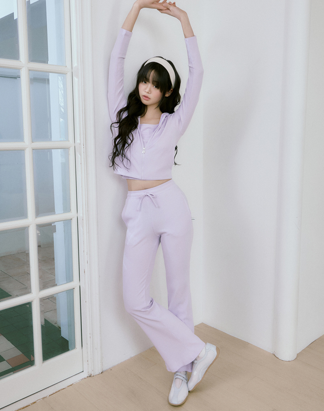 코랄리크 이지커브 슬림 골지 셋업 라벤더 착용컷
