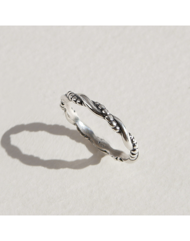 47베이지 925 Silver Willow Stack Ring/ 윌로우 착용컷