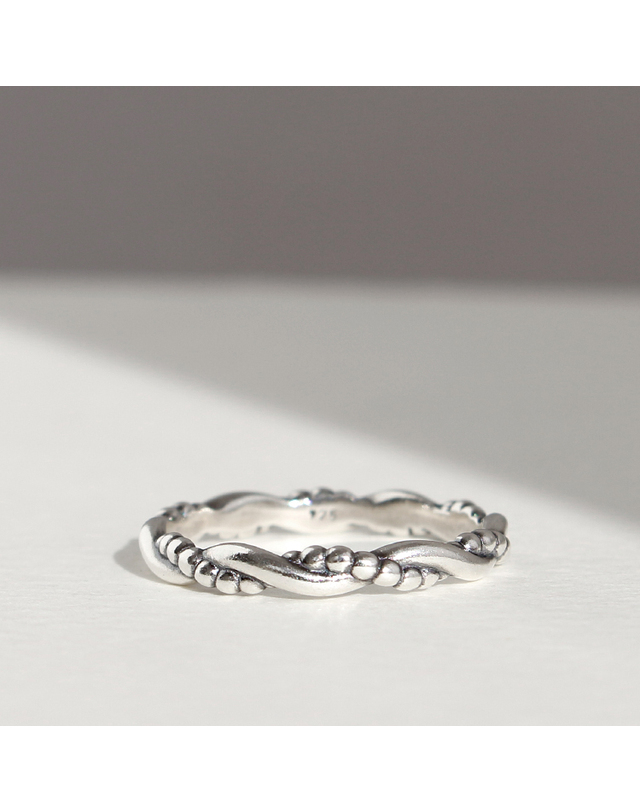 47베이지 925 Silver Willow Stack Ring/ 윌로우 착용컷