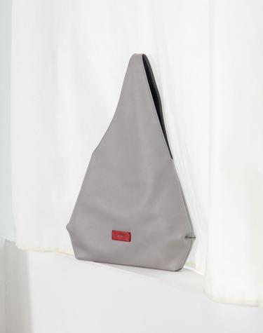 TAKE2_Grey