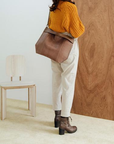 SIGNATURE_Phyton Brown
