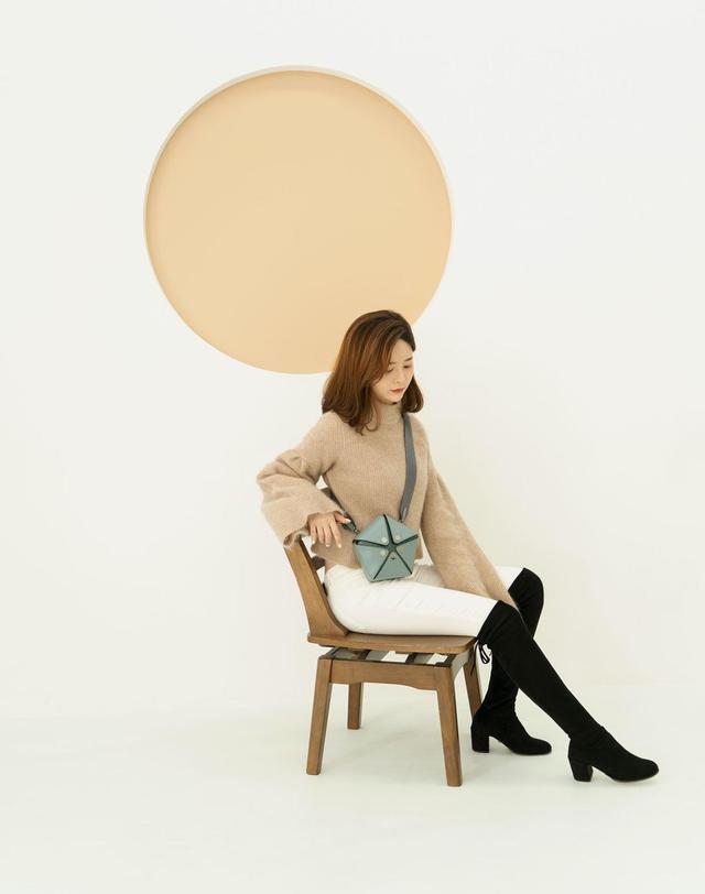 디토 TAKE5_Pale Green 착용컷