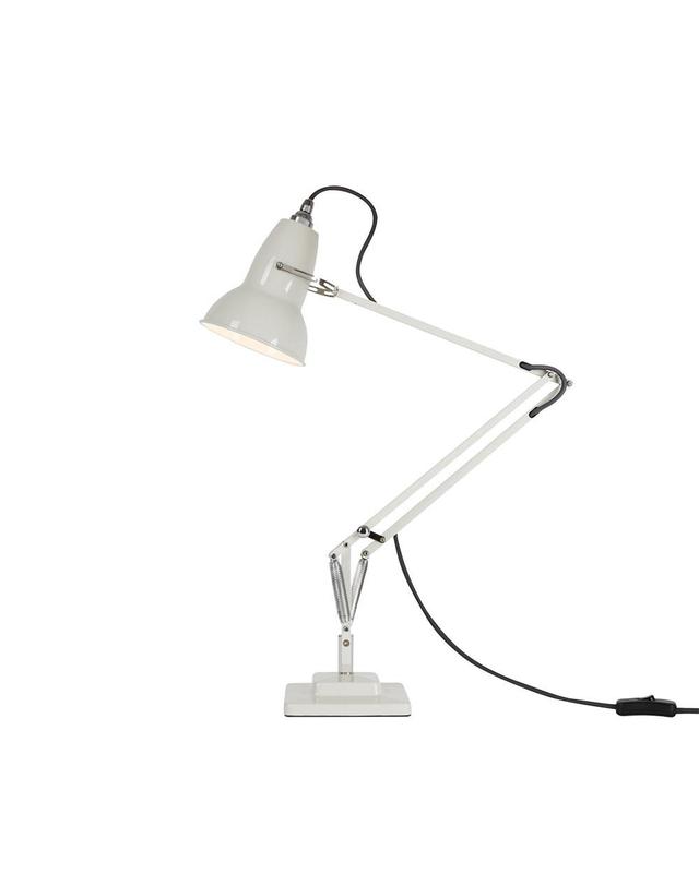 앵글포이즈 [라잇나우/공식수입][예약구매]Original 1227 Desk Lamp - Linen White KC 착용컷