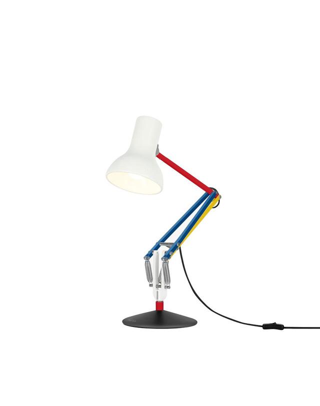 앵글포이즈 [라잇나우/공식수입][예약구매] Type 75 Mini Desk Lamp - Paul Smith - Edition Three 착용컷