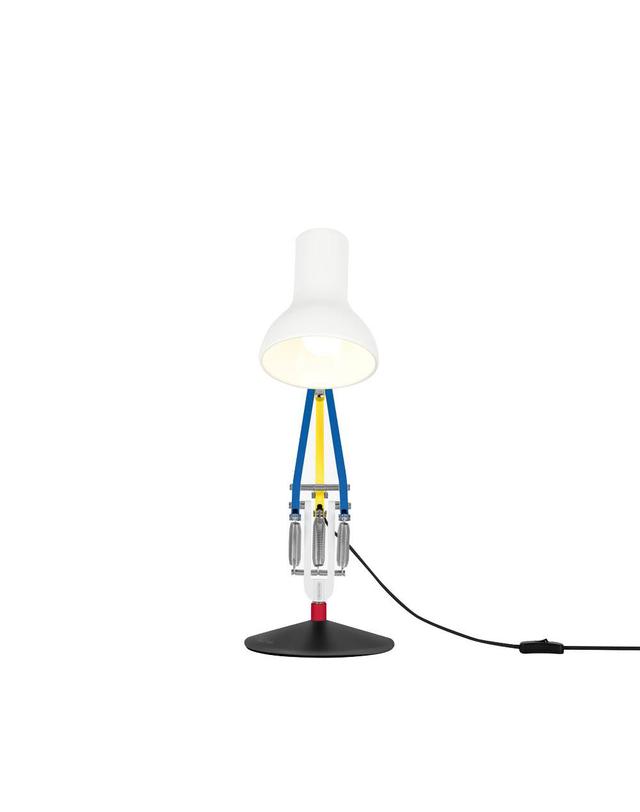 앵글포이즈 [라잇나우/공식수입][예약구매] Type 75 Mini Desk Lamp - Paul Smith - Edition Three 착용컷