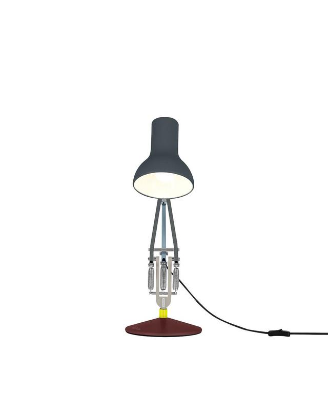 앵글포이즈 [라잇나우/공식수입][빠른발송] Type 75 Mini Desk Lamp - Paul Smith - Edition Four 착용컷