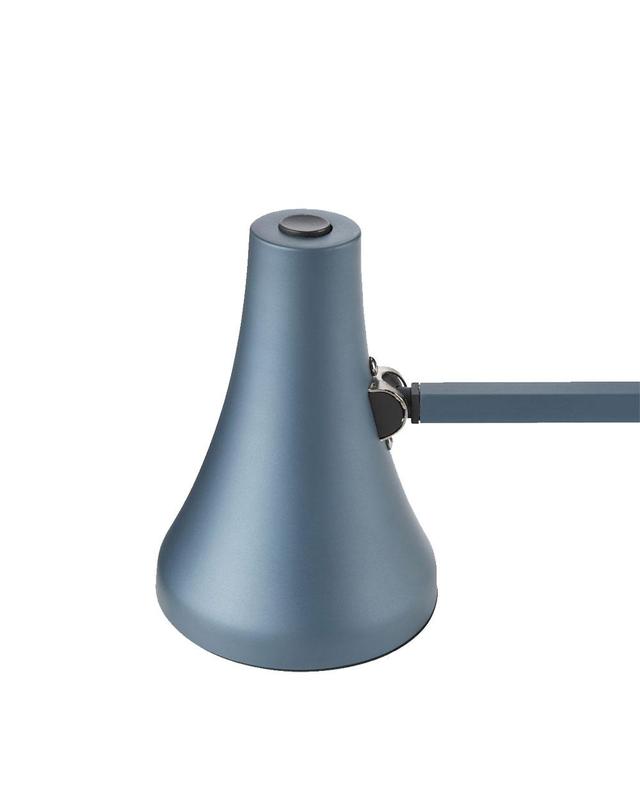 앵글포이즈 [라잇나우/공식수입][예약구매] 90 Mini Mini Desk Lamp - Steel Blue & Grey 착용컷