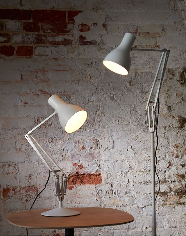앵글포이즈 [라잇나우/공식수입][예약구매] Type 75 Desk Lamp_White 화이트 착용컷