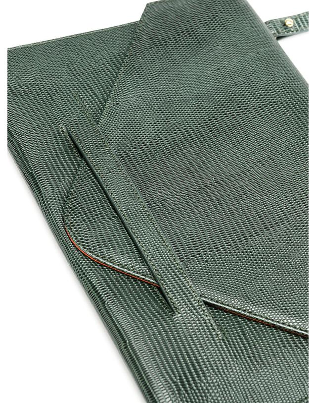 엘더블유엘 SEAL CLUTCH LIZARD (씰 클러치 리자드) Khaki 착용컷