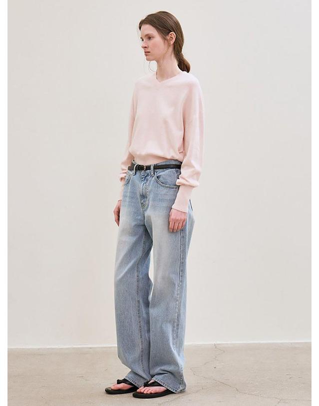 르 straight-fit denim pants (light blue) 착용컷