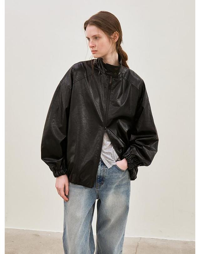 르 faux leather high-neck jacket (black) 착용컷