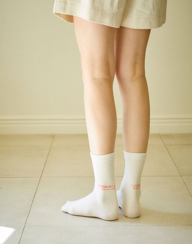 앤무오유 S36_NMOU MUJI SOCKS_cream 착용컷