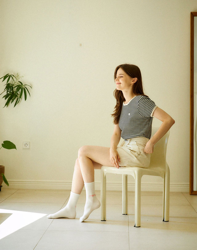 앤무오유 S36_NMOU MUJI SOCKS_cream 착용컷