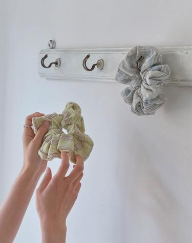 Mixed stripe scrunchie (2colors)