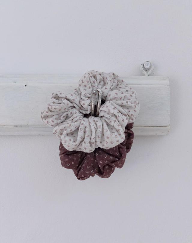 앤무오유 Dust mini scrunchie (5colors) 착용컷