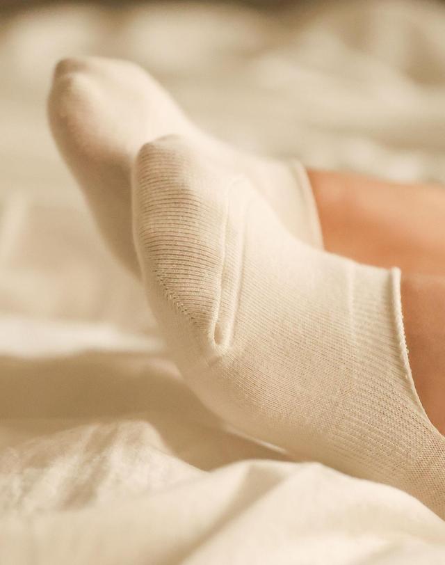 앤무오유 BASIC MUJI FAKE SOCKS (5colors) 착용컷