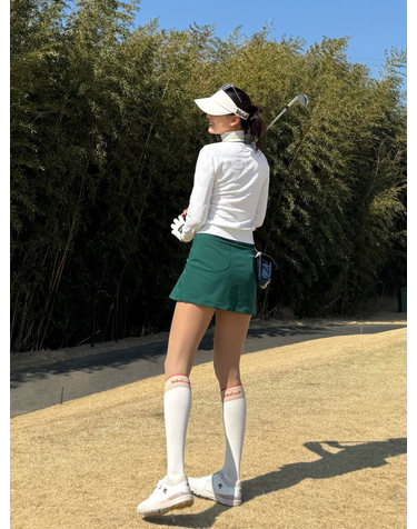 여성 골프 에센셜 세미 A라인 맞주름 큐롯 VLCUP291_DE