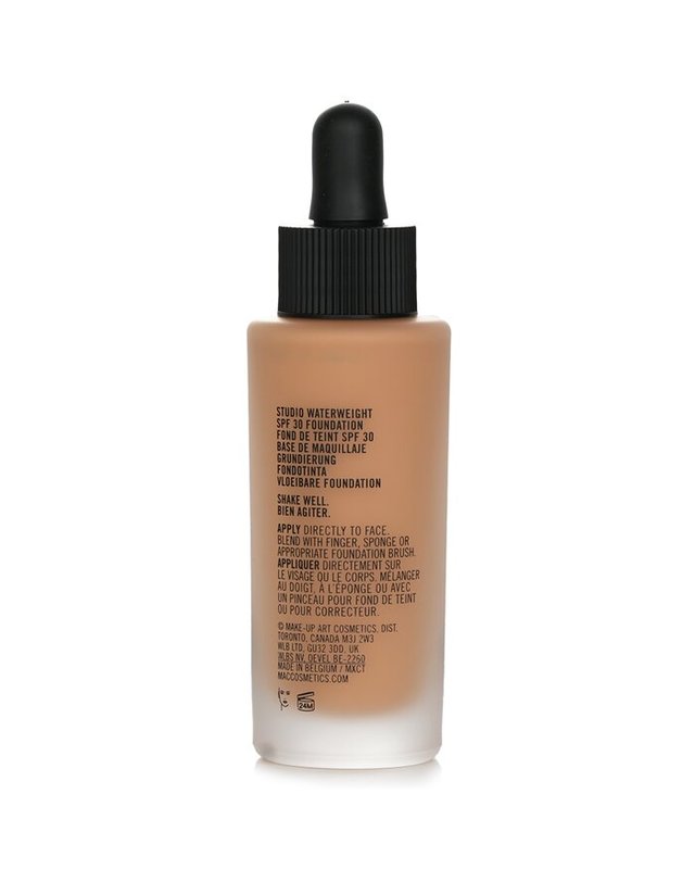 맥 맥 스튜디오 워터웨이트 파운데이션 SF30 # NC42 트루 미디엄 위드 골든 언더톤 30ml 착용컷