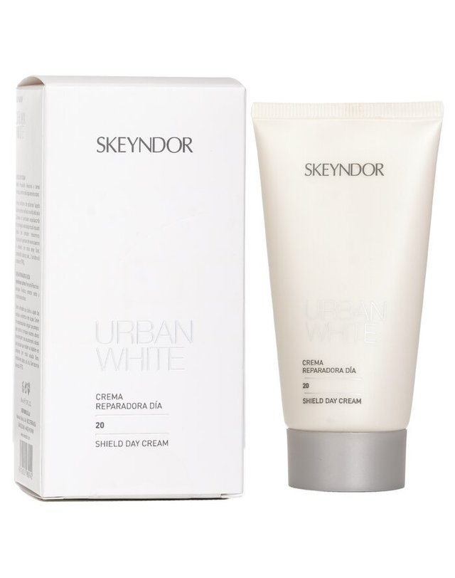 스킨도어 스킨도어 어반 화이트 SF20 쉴드 핸드크림 50ml 착용컷