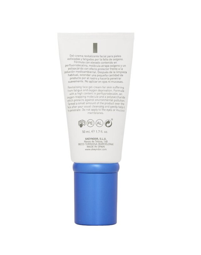 스킨도어 스킨도어 파워 옥시전 파워 옥시전 시티 폴루션 블록 젤크림 50ml 착용컷